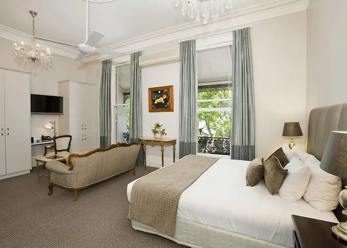Superior King Suite