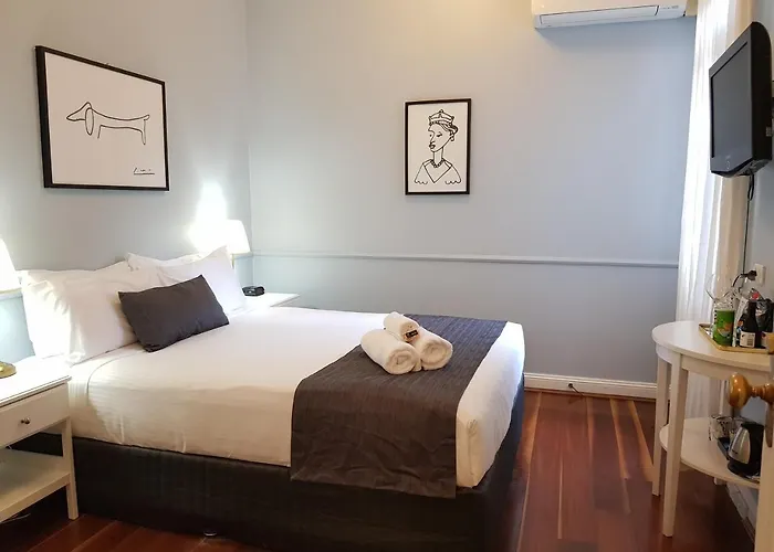 Queen Room
